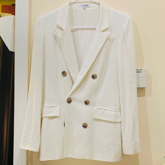 Suit Set - Picture 1 of 3